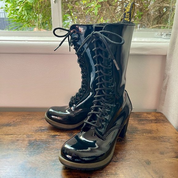 VTG Dr Marten "Dee" Patent Leather Heeled Mid Calf Boots US size 8 (EU39/UK6) - Picture 2 of 14